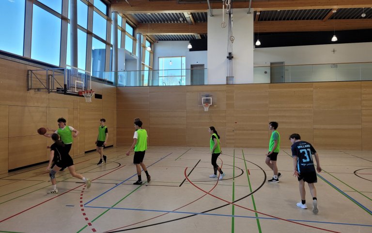 Basketball-Weihnachtsturnier der zehnten Klassen - weitere Bilder