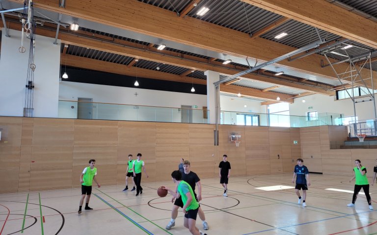 Basketball-Weihnachtsturnier der zehnten Klassen - weitere Bilder