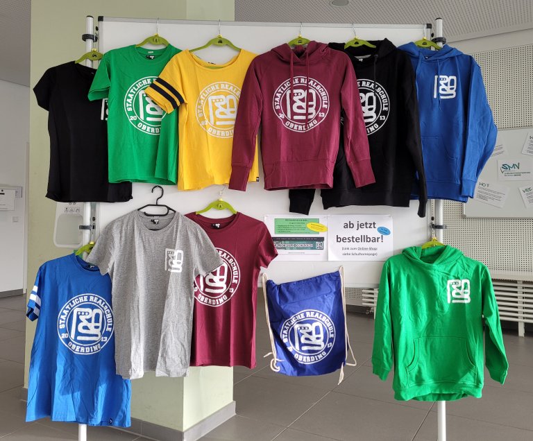 RSO_Schulkleidung_Foto_Aushang